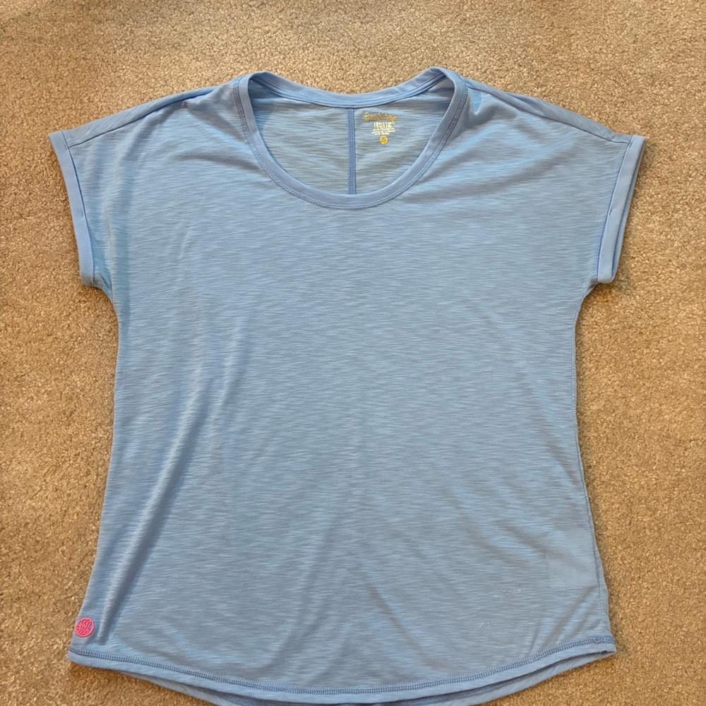 Lilly Pulitzer luxletic blue t shirt